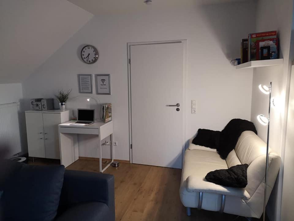 Haus Am Hang; Ferienwohnung Fernblick Штольберґ Екстер'єр фото